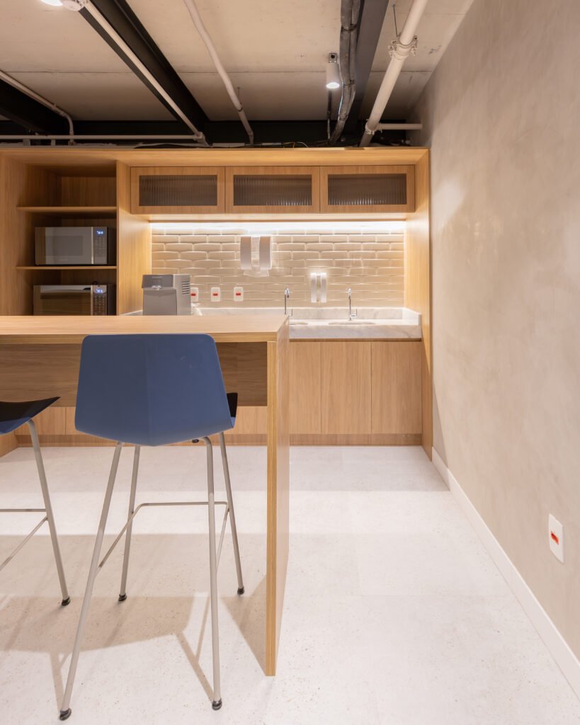 Care Plus Clinic + Mindplace Kids — projeto de arquitetura da Proh em SãO Paulo . Pinheiros, ambiente 6