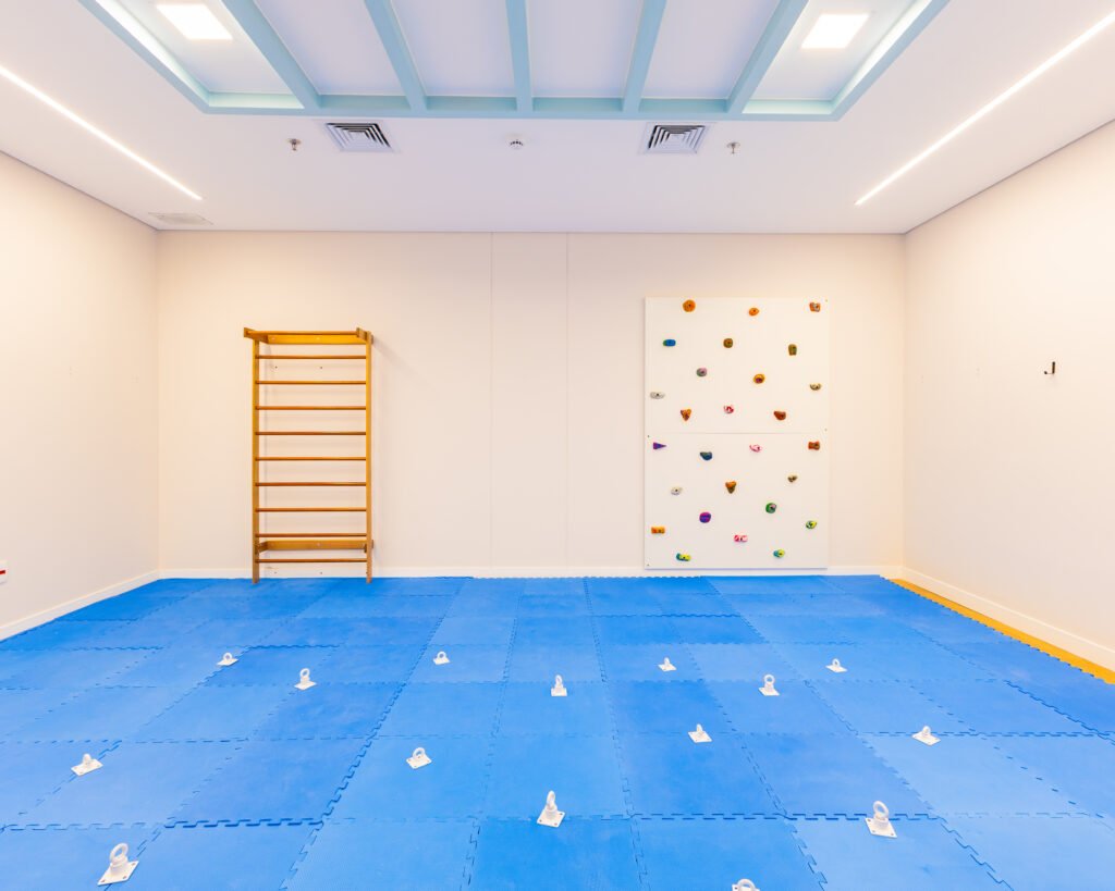 Care Plus Clinic + Mindplace Kids — projeto de arquitetura da Proh em SãO Paulo . Pinheiros, ambiente 16