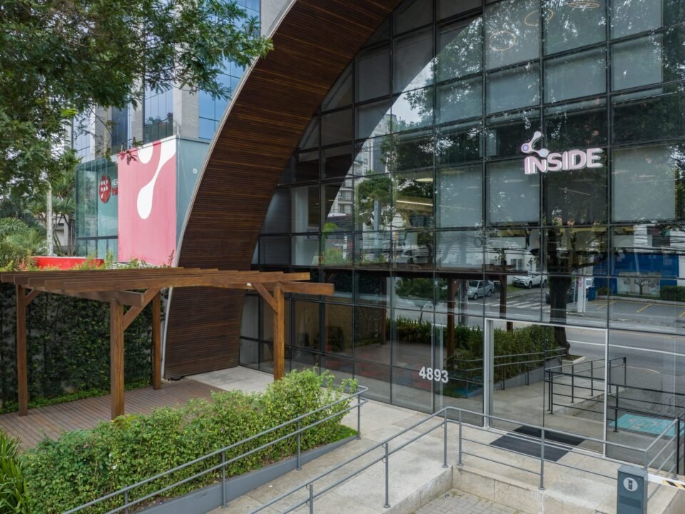 Escritório da Inside Diagnósticos em São Paulo, projeto de arquitetura corporativa da Proh